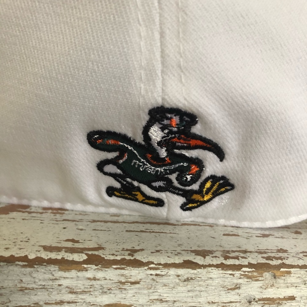 Fitted White Miami Hurricanes Hat - Picture 3 of 5
